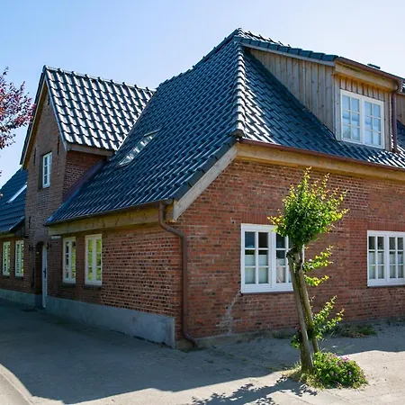 Töwerland Töwerland 2 * Oevenum